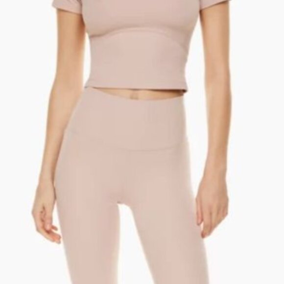 NWT TNA Butter Leggings in Blush - Picture 2 of 5